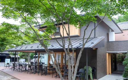 カフェ＆アートギャラリー「ガラリ」